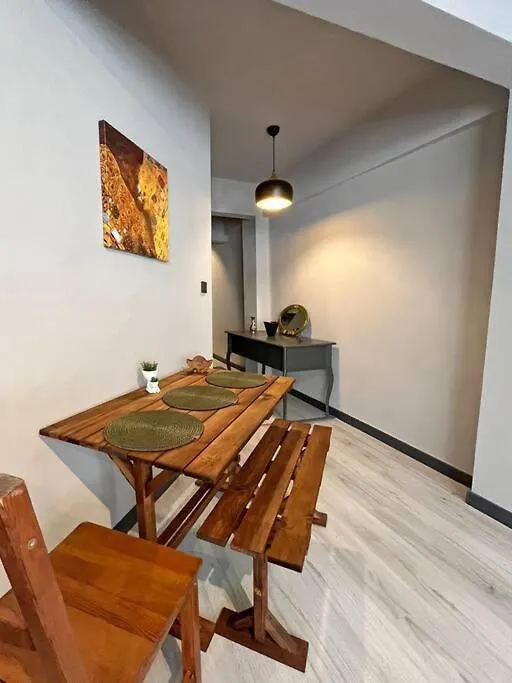 Central & Cosy Flat For 4 Person Istanbul Apartment